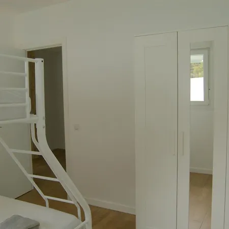 Villa Brisa, 10 Huespedes Vilobi D'onyar